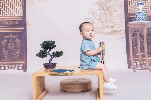 射阳孕妇肚子上的黑线